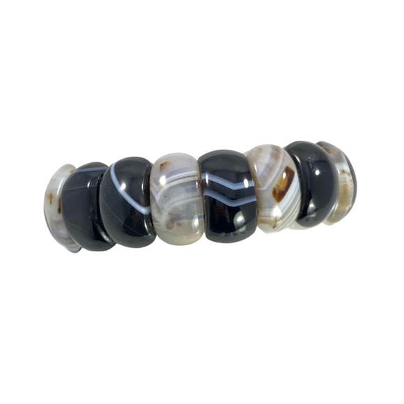 Handmade Black and White Agate Natural Stone Stretch Bracelet - Picture 4 of 5